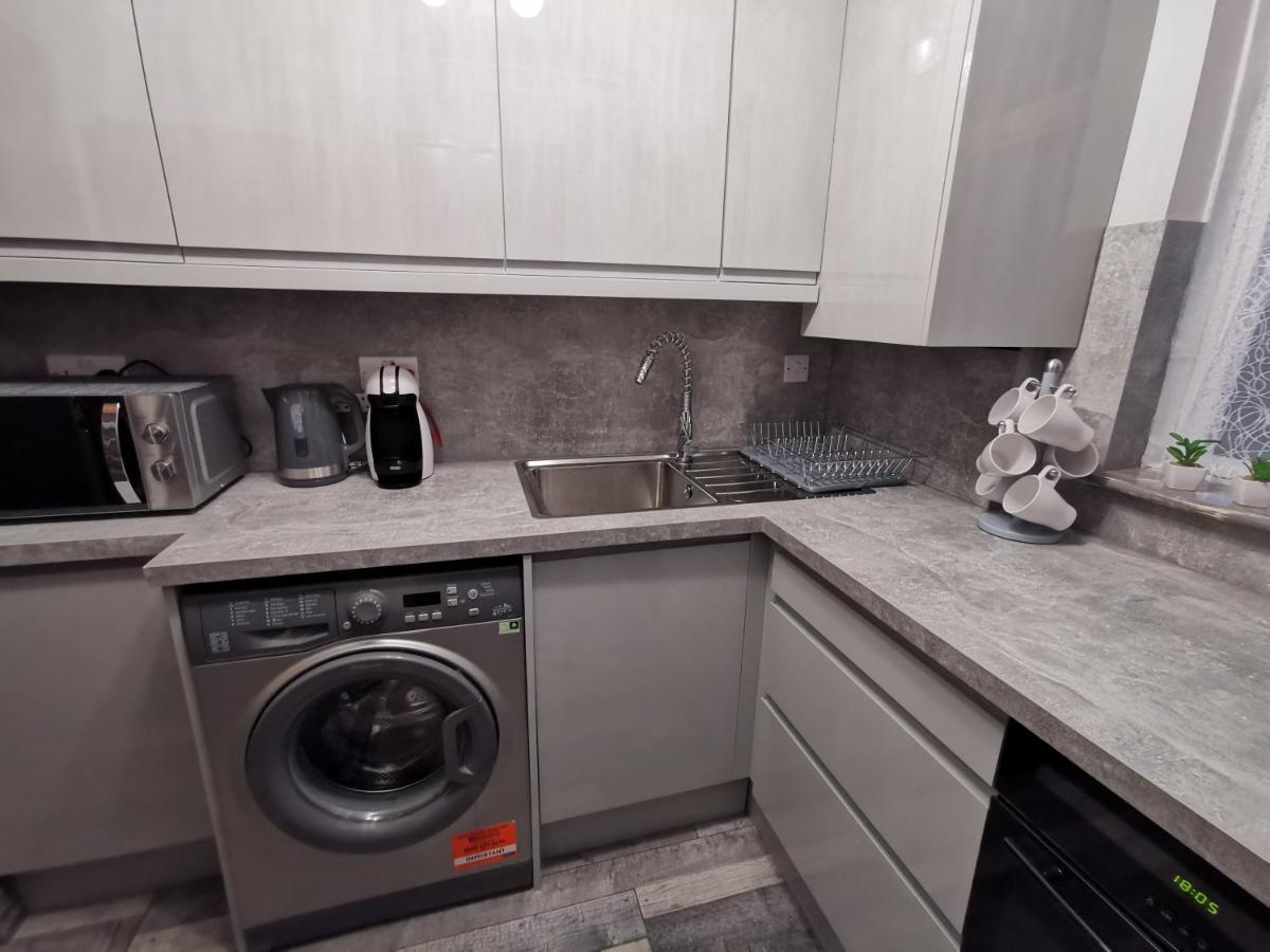 Palaz 2 - 2 Bedroom Flat إدمونتون المظهر الخارجي الصورة