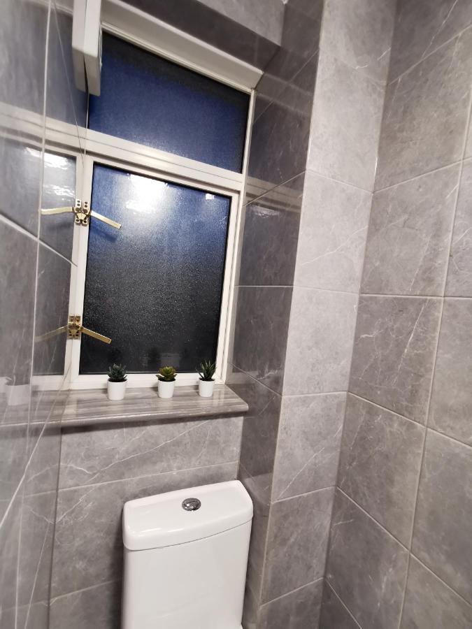Palaz 2 - 2 Bedroom Flat إدمونتون المظهر الخارجي الصورة