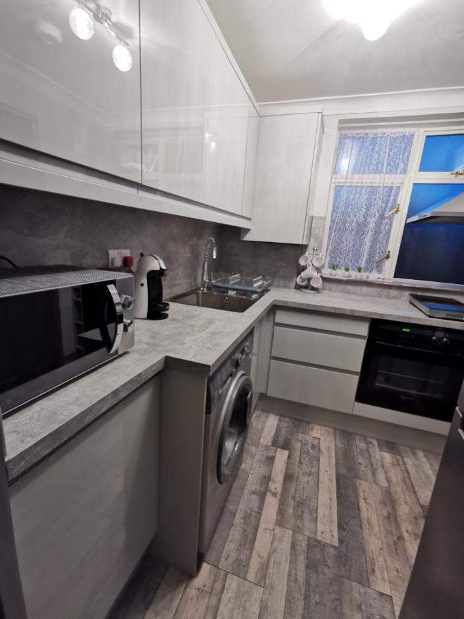 Palaz 2 - 2 Bedroom Flat إدمونتون المظهر الخارجي الصورة