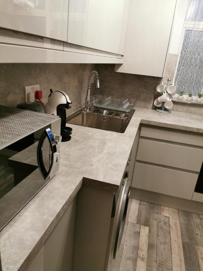 Palaz 2 - 2 Bedroom Flat إدمونتون المظهر الخارجي الصورة