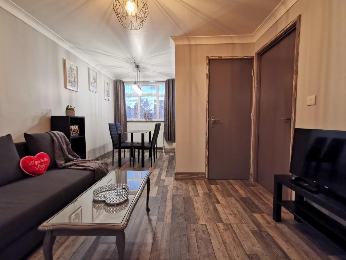 Palaz 2 - 2 Bedroom Flat إدمونتون المظهر الخارجي الصورة